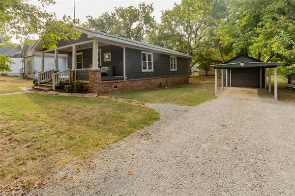 105 W TAYLOR ST, CANEY, KS 67333 - Image 1