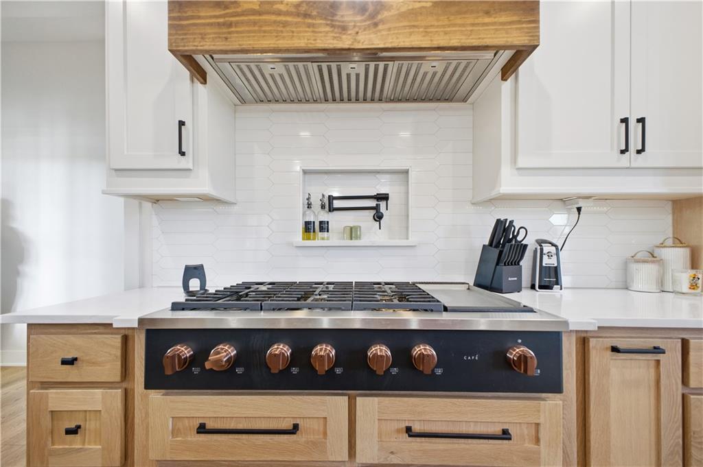 St Joseph, Missouri, 64507, United States, 5 Bedrooms Bedrooms, ,5 BathroomsBathrooms,Residential,Active,2007340