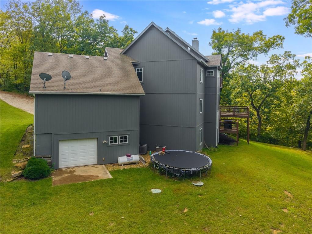 Parkville, Missouri, 64152, United States, 4 Bedrooms Bedrooms, ,5 BathroomsBathrooms,Residential,Active,1987258