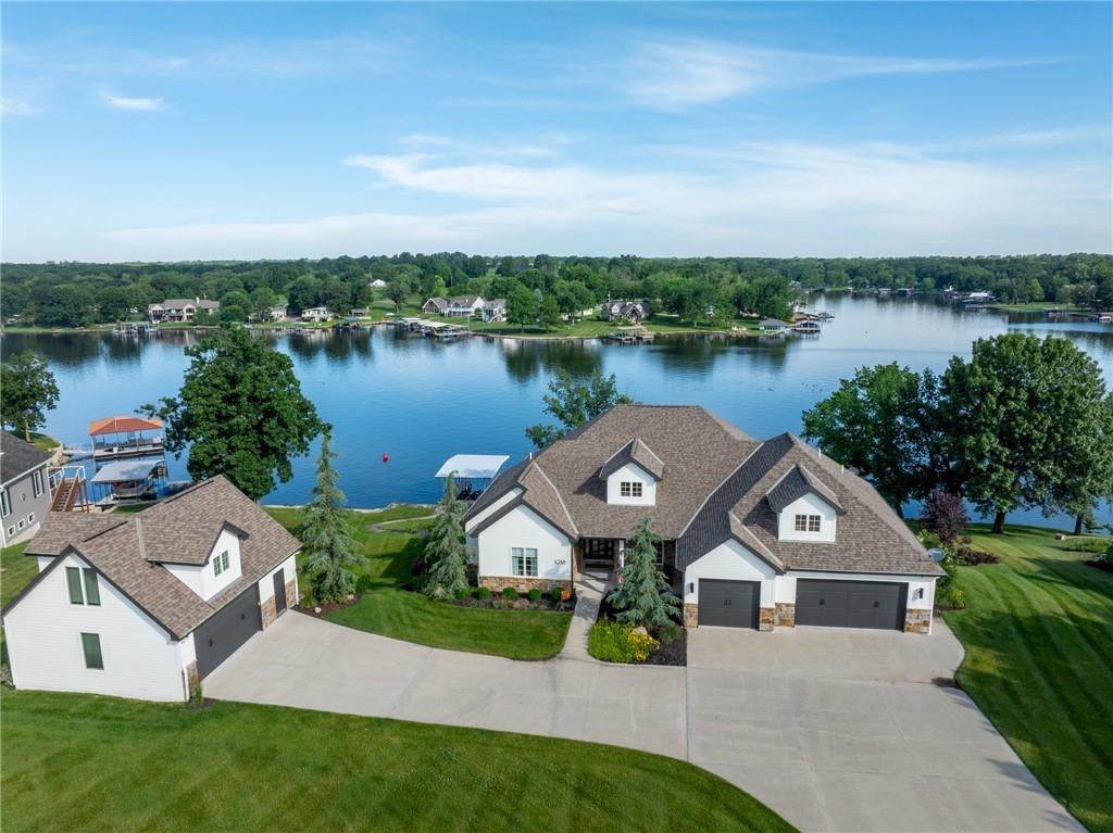 Altamont, Missouri, 64620, United States, 5 Bedrooms Bedrooms, ,5 BathroomsBathrooms,Residential,Active,1880022