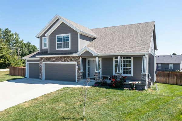 947 N OAK TER, TONGANOXIE, KS 66086 - Image 1