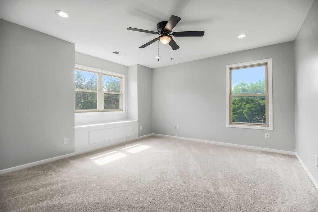 Grandview, Missouri, 64030, United States, 8 Bedrooms Bedrooms, ,5 BathroomsBathrooms,Residential,Active,1892623