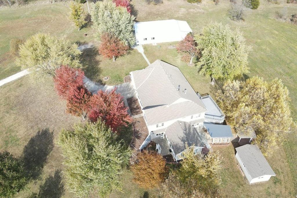 Weston, Missouri, 64098, United States, 4 Bedrooms Bedrooms, ,3 BathroomsBathrooms,Residential,Active,1989765