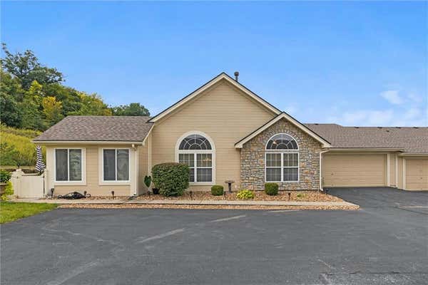 813 NE DEVON DR, LEES SUMMIT, MO 64064 - Image 1