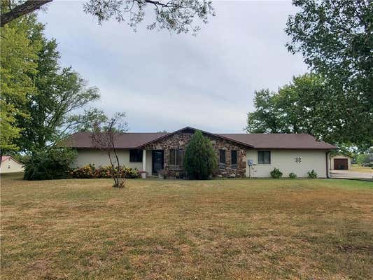 1906 MAPLE RD, FORT SCOTT, KS 66701 - Image 1