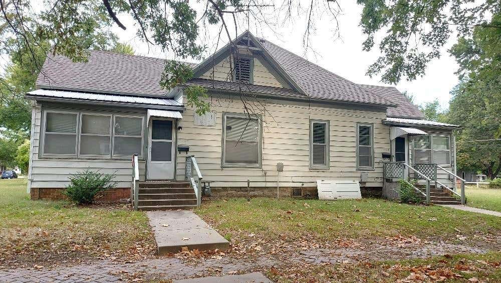 602 W 1ST ST, PITTSBURG, KS 66762, photo 1 of 15