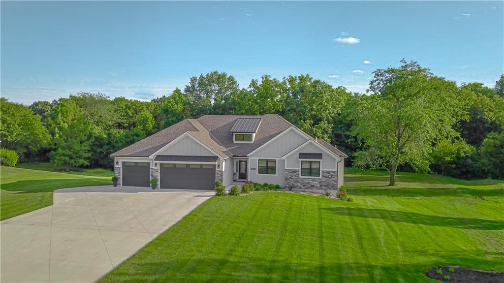 Kearney, Missouri, 64060, United States, 4 Bedrooms Bedrooms, ,3 BathroomsBathrooms,Residential,Active,1927650