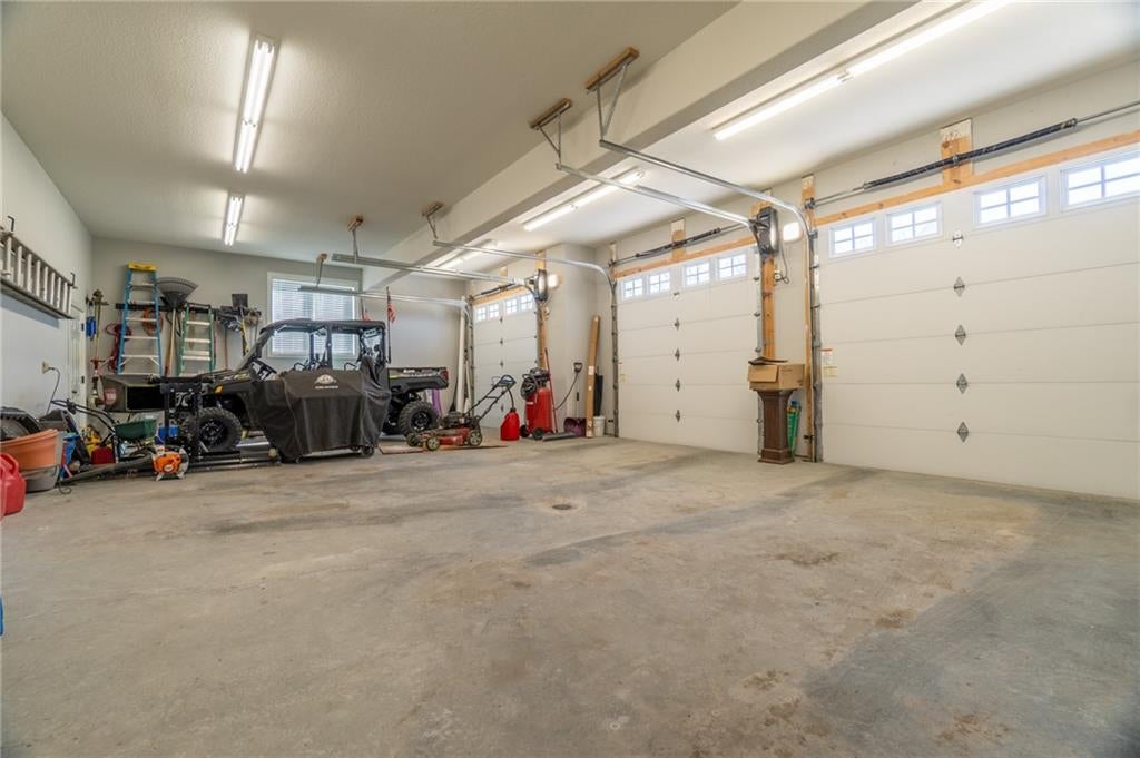 Altamont, Missouri, 64620, United States, 4 Bedrooms Bedrooms, ,4 BathroomsBathrooms,Residential,Active,1774004