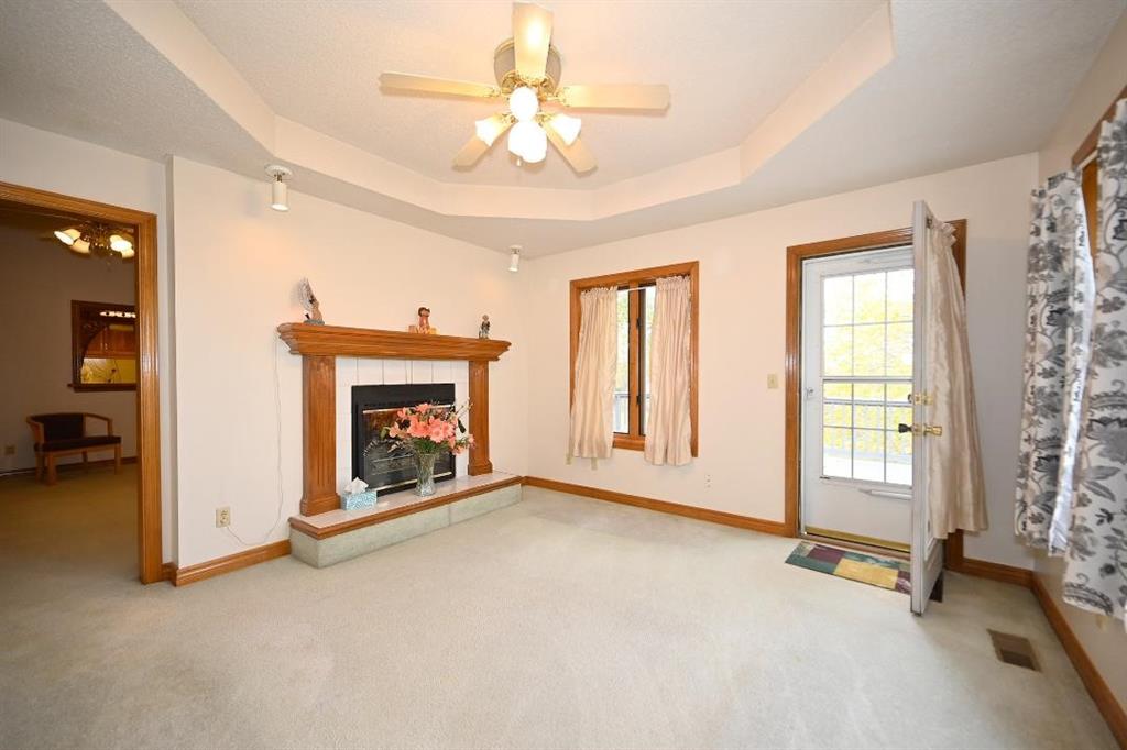 Weston, Missouri, 64098, United States, 4 Bedrooms Bedrooms, ,3 BathroomsBathrooms,Residential,Active,1989765