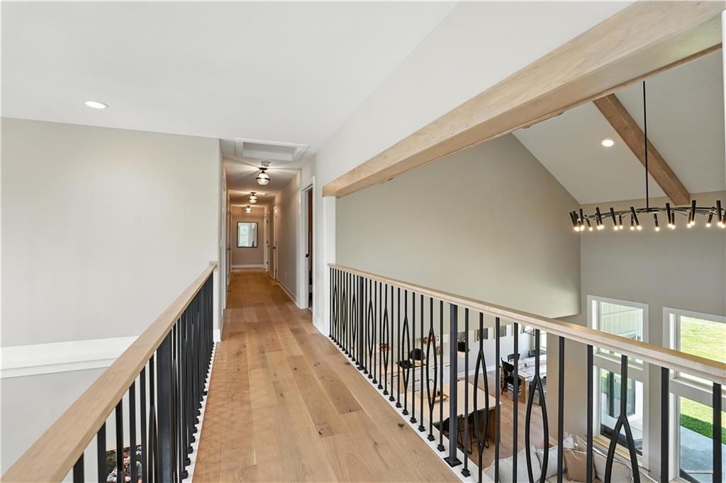 Liberty, Missouri, 64068, United States, 6 Bedrooms Bedrooms, ,5 BathroomsBathrooms,Residential,Active,1922515