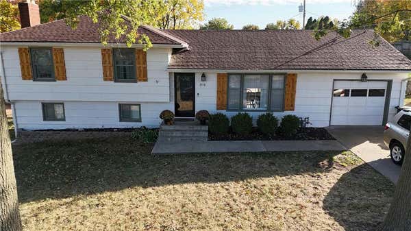 3518 NICKELL DR, ST JOSEPH, MO 64506, photo 2 of 59