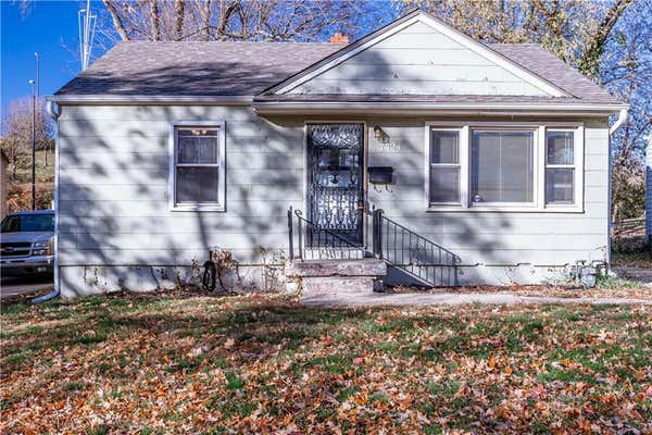 7424 BELLEFONTAINE AVE, KANSAS CITY, MO 64132 - Image 1