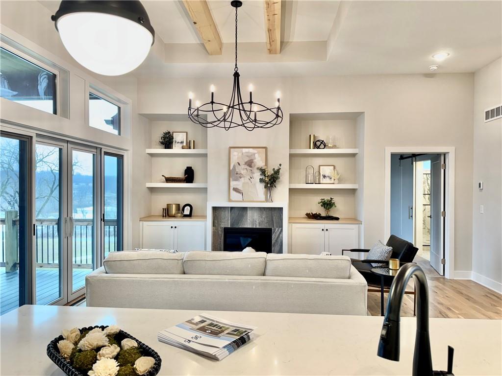 Riverside, Missouri, 64150, United States, 5 Bedrooms Bedrooms, ,4 BathroomsBathrooms,Residential,Active,1702789