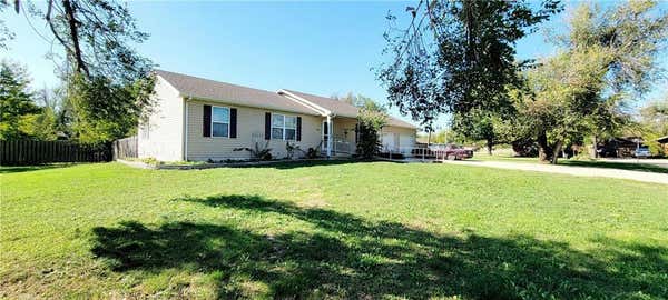 702 N BRIARWOOD DR, IOLA, KS 66749 - Image 1