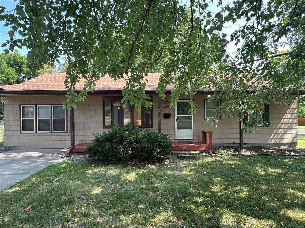 7145 BEVERLY ST, OVERLAND PARK, KS 66204, photo 1 of 53