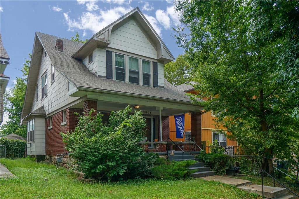 2805 E 8TH ST, KANSAS CITY, MO 64124, photo 1 of 35