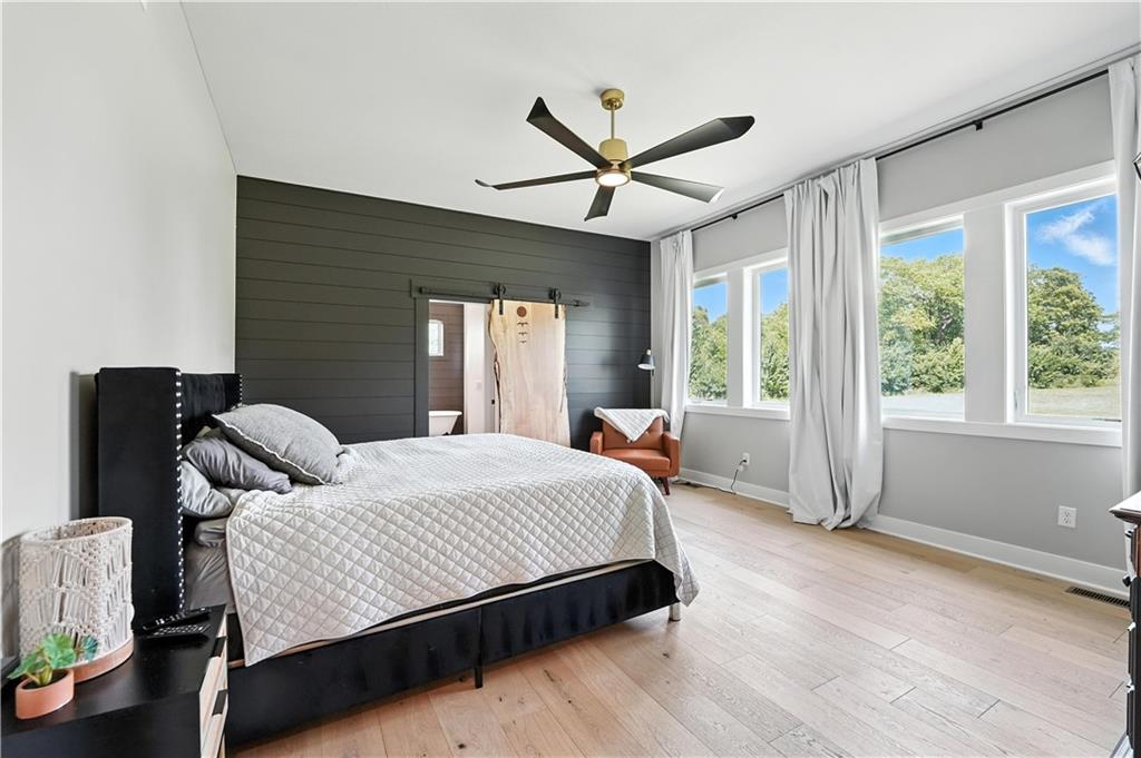 Liberty, Missouri, 64068, United States, 6 Bedrooms Bedrooms, ,5 BathroomsBathrooms,Residential,Active,1922515