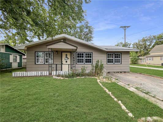 1607 W MAIN ST, CHANUTE, KS 66720 - Image 1