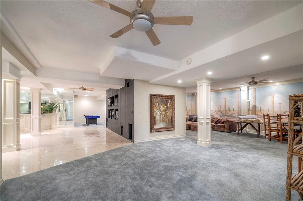 Kansas City, Missouri, 64114, United States, 5 Bedrooms Bedrooms, ,9 BathroomsBathrooms,Residential,Active,1929676