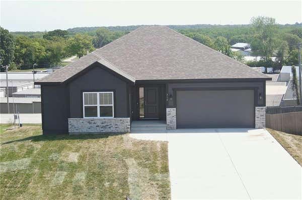 102 JOHNSON CIR, DEARBORN, MO 64439 - Image 1