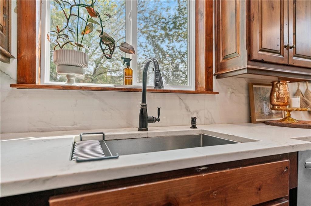 Kearney, Missouri, 64060, United States, 4 Bedrooms Bedrooms, ,5 BathroomsBathrooms,Residential,Active,1963266