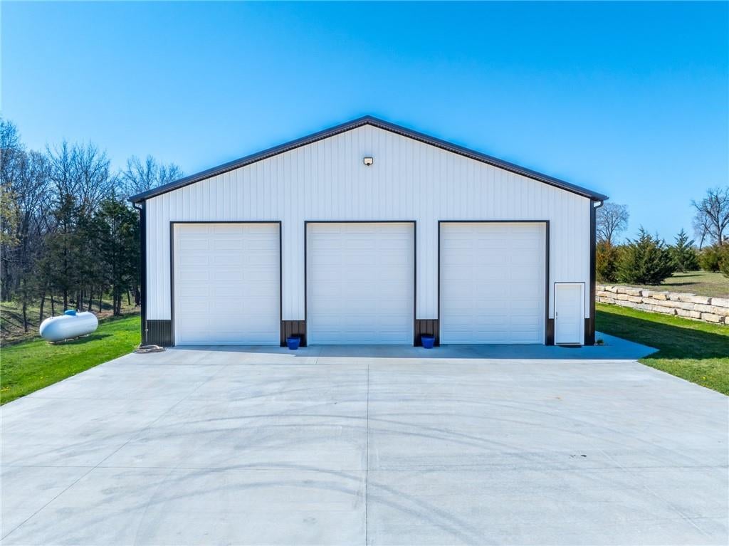 Cameron, Missouri, 64429, United States, 3 Bedrooms Bedrooms, ,3 BathroomsBathrooms,Residential,Active,1764473