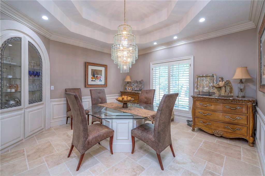 Kansas City, Missouri, 64114, United States, 5 Bedrooms Bedrooms, ,9 BathroomsBathrooms,Residential,Active,1929676