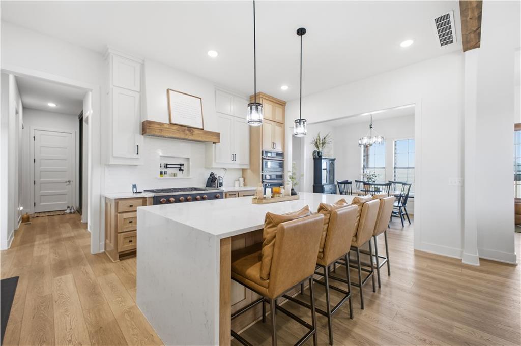 St Joseph, Missouri, 64507, United States, 5 Bedrooms Bedrooms, ,5 BathroomsBathrooms,Residential,Active,2007340