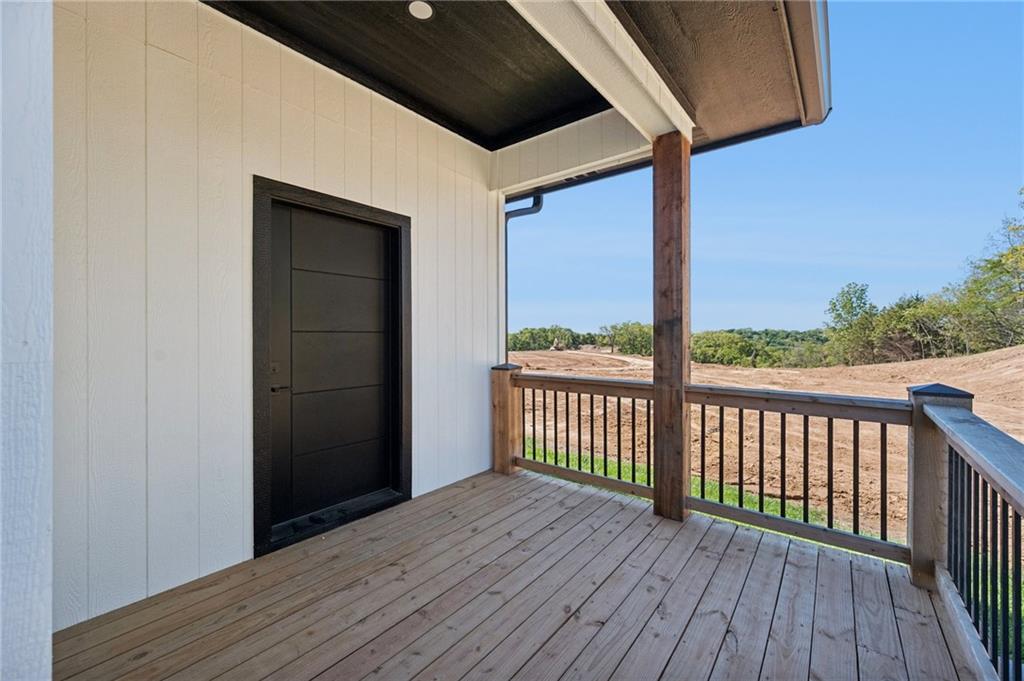 Riverside, Missouri, 64150, United States, 7 Bedrooms Bedrooms, ,6 BathroomsBathrooms,Residential,Active,1960175