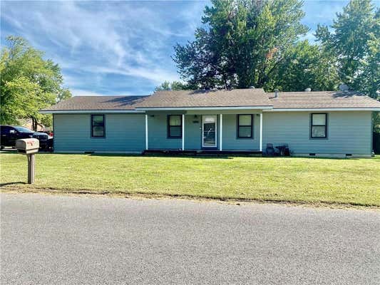 401 W MCKINLEY ST, FRONTENAC, KS 66763 - Image 1