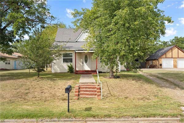 207 E 3RD AVE, CANEY, KS 67333 - Image 1