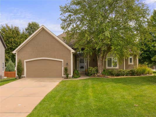 16095 S SUMMERTREE LN, OLATHE, KS 66062 - Image 1