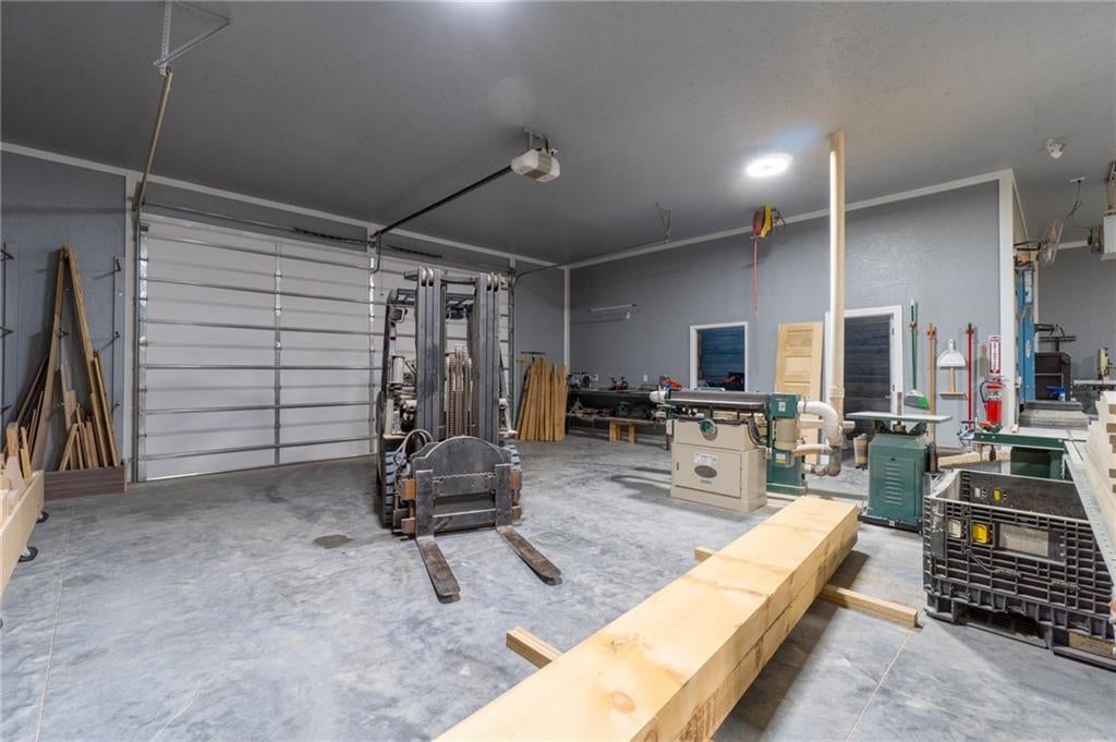 Cameron, Missouri, 64429, United States, 3 Bedrooms Bedrooms, ,3 BathroomsBathrooms,Residential,Active,1764473