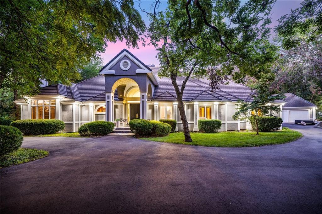 Kansas City, Missouri, 64114, United States, 5 Bedrooms Bedrooms, ,9 BathroomsBathrooms,Residential,Active,1929676