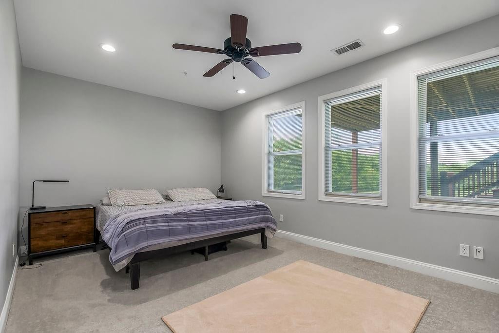 Grandview, Missouri, 64030, United States, 8 Bedrooms Bedrooms, ,5 BathroomsBathrooms,Residential,Active,1892623