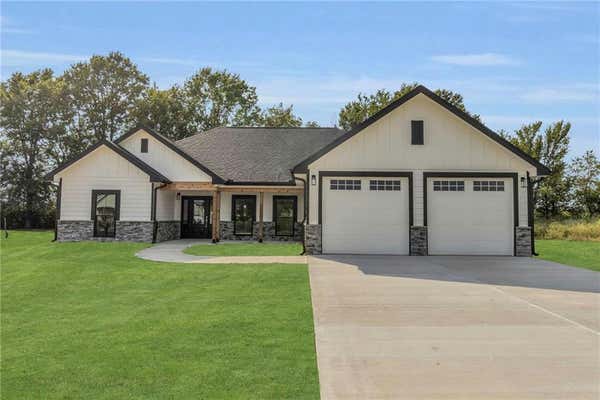 61 NW 247TH RD, CLINTON, MO 64735 - Image 1