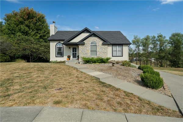 702 PINE CREST AVE, KEARNEY, MO 64060 - Image 1