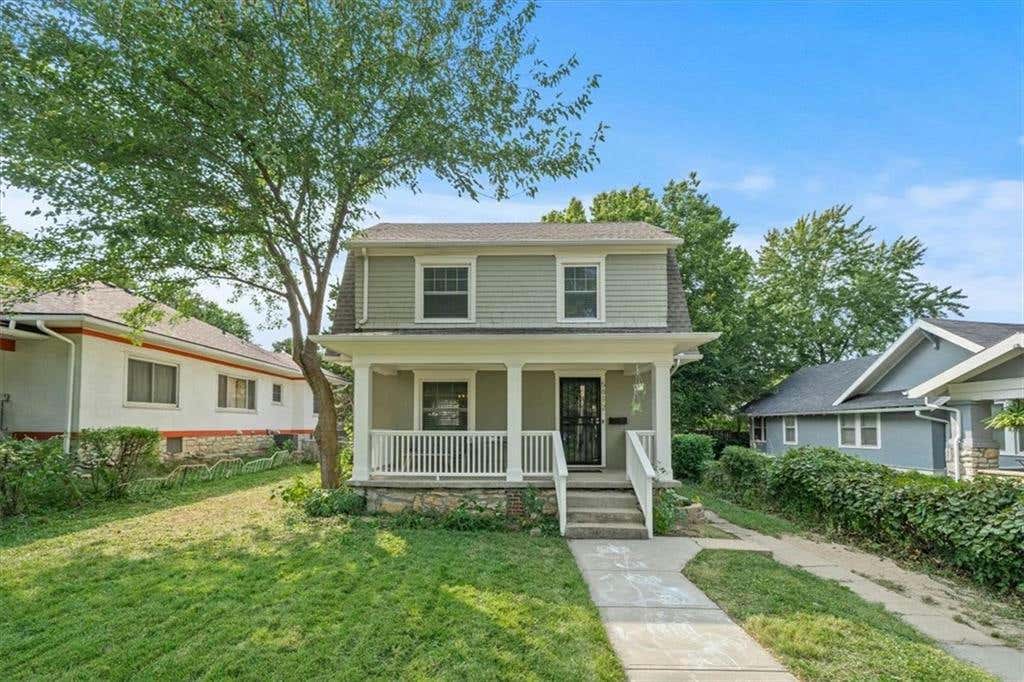 5612 HARRISON ST, KANSAS CITY, MO 64110, photo 1 of 25