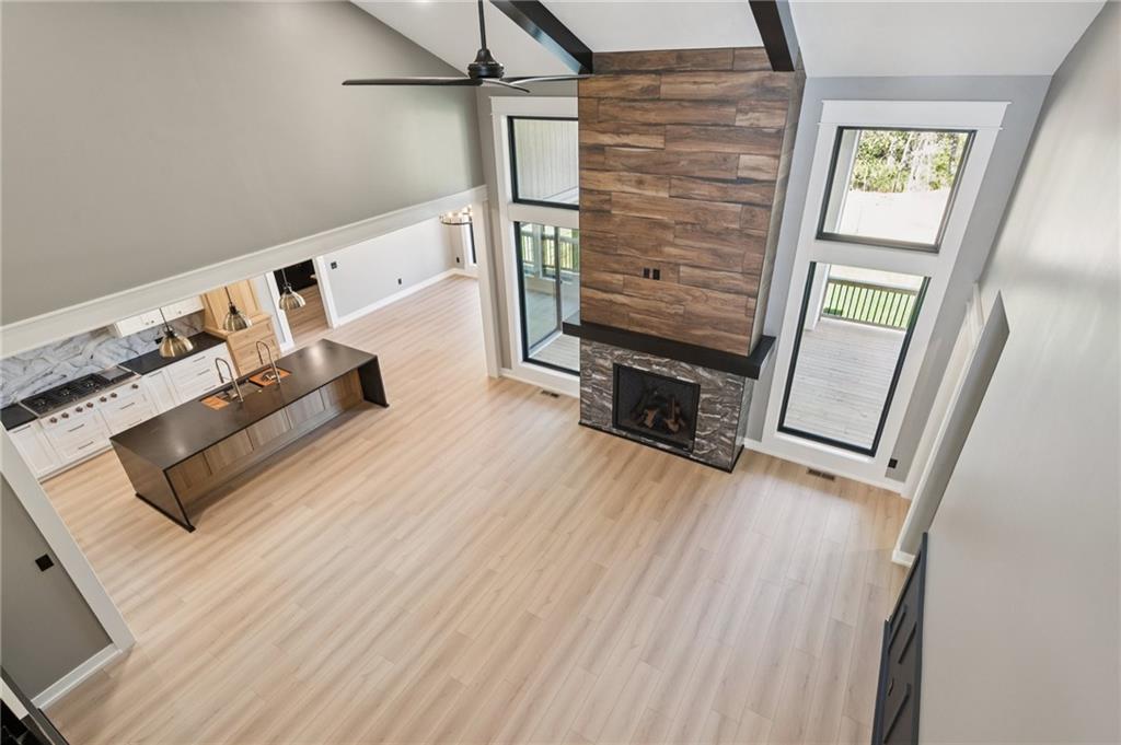 Riverside, Missouri, 64150, United States, 7 Bedrooms Bedrooms, ,6 BathroomsBathrooms,Residential,Active,1960175