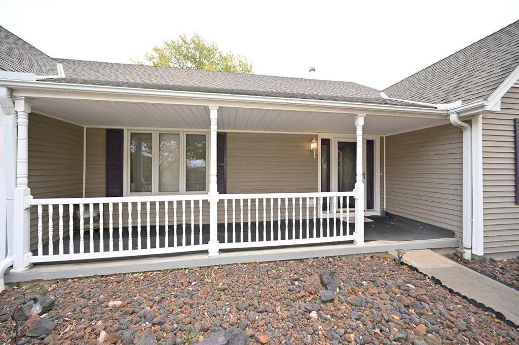 Weston, Missouri, 64098, United States, 4 Bedrooms Bedrooms, ,3 BathroomsBathrooms,Residential,Active,1989765