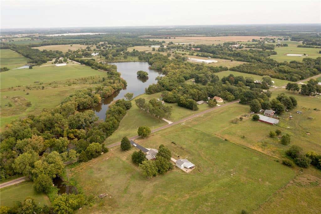 3122 LABETTE TER, OTTAWA, KS 66067, photo 1 of 39