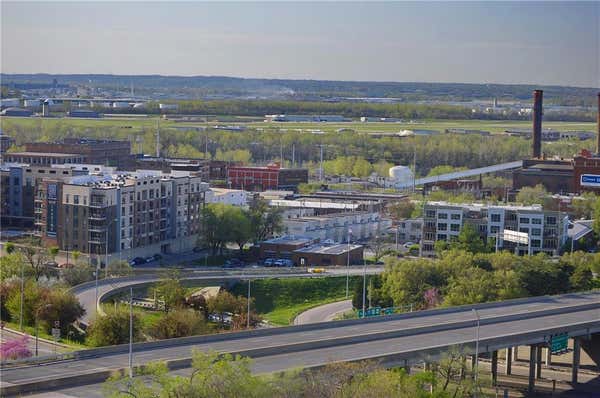 600 E 8TH ST APT 10B, KANSAS CITY, MO 64106, photo 5 of 48