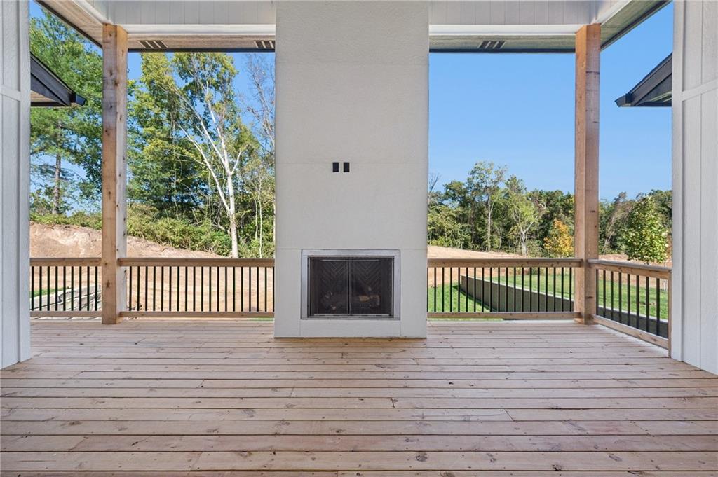 Riverside, Missouri, 64150, United States, 7 Bedrooms Bedrooms, ,6 BathroomsBathrooms,Residential,Active,1960175