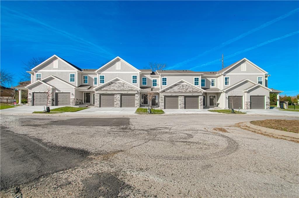 Olathe, Kansas, 66061, United States, ,Residential,Active,1868108