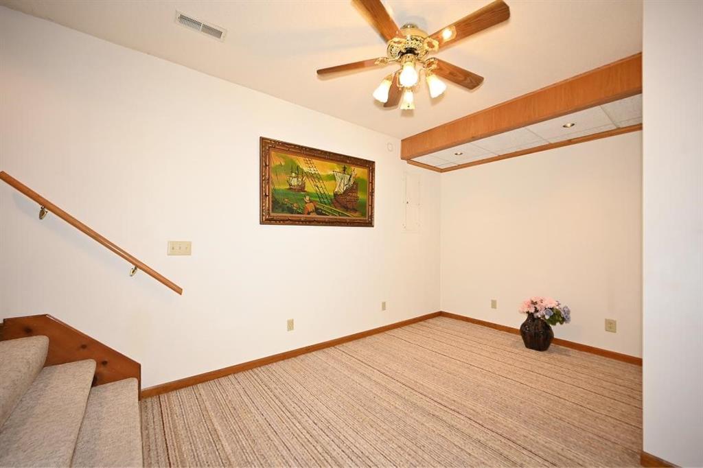 Weston, Missouri, 64098, United States, 4 Bedrooms Bedrooms, ,3 BathroomsBathrooms,Residential,Active,1989765