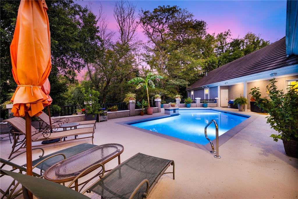 Kansas City, Missouri, 64114, United States, 5 Bedrooms Bedrooms, ,9 BathroomsBathrooms,Residential,Active,1929676