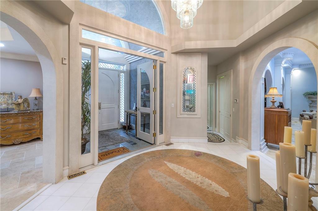 Kansas City, Missouri, 64114, United States, 5 Bedrooms Bedrooms, ,9 BathroomsBathrooms,Residential,Active,1929676