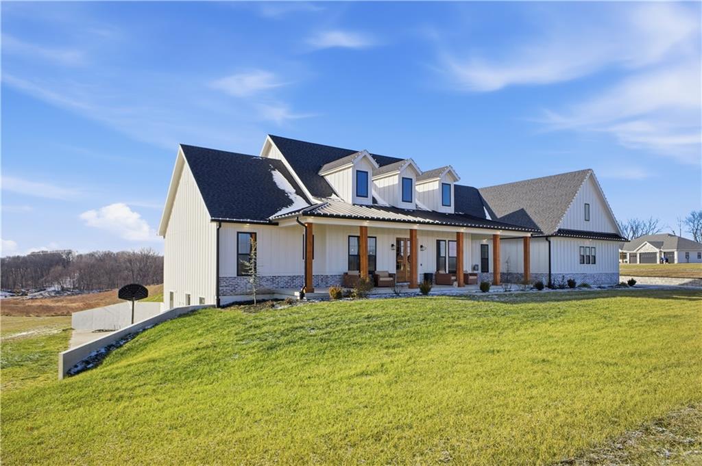 St Joseph, Missouri, 64507, United States, 5 Bedrooms Bedrooms, ,5 BathroomsBathrooms,Residential,Active,2007340