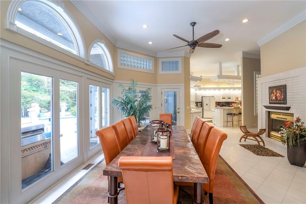 Kansas City, Missouri, 64114, United States, 5 Bedrooms Bedrooms, ,9 BathroomsBathrooms,Residential,Active,1929676