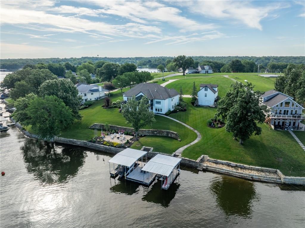 Altamont, Missouri, 64620, United States, 5 Bedrooms Bedrooms, ,5 BathroomsBathrooms,Residential,Active,1880022